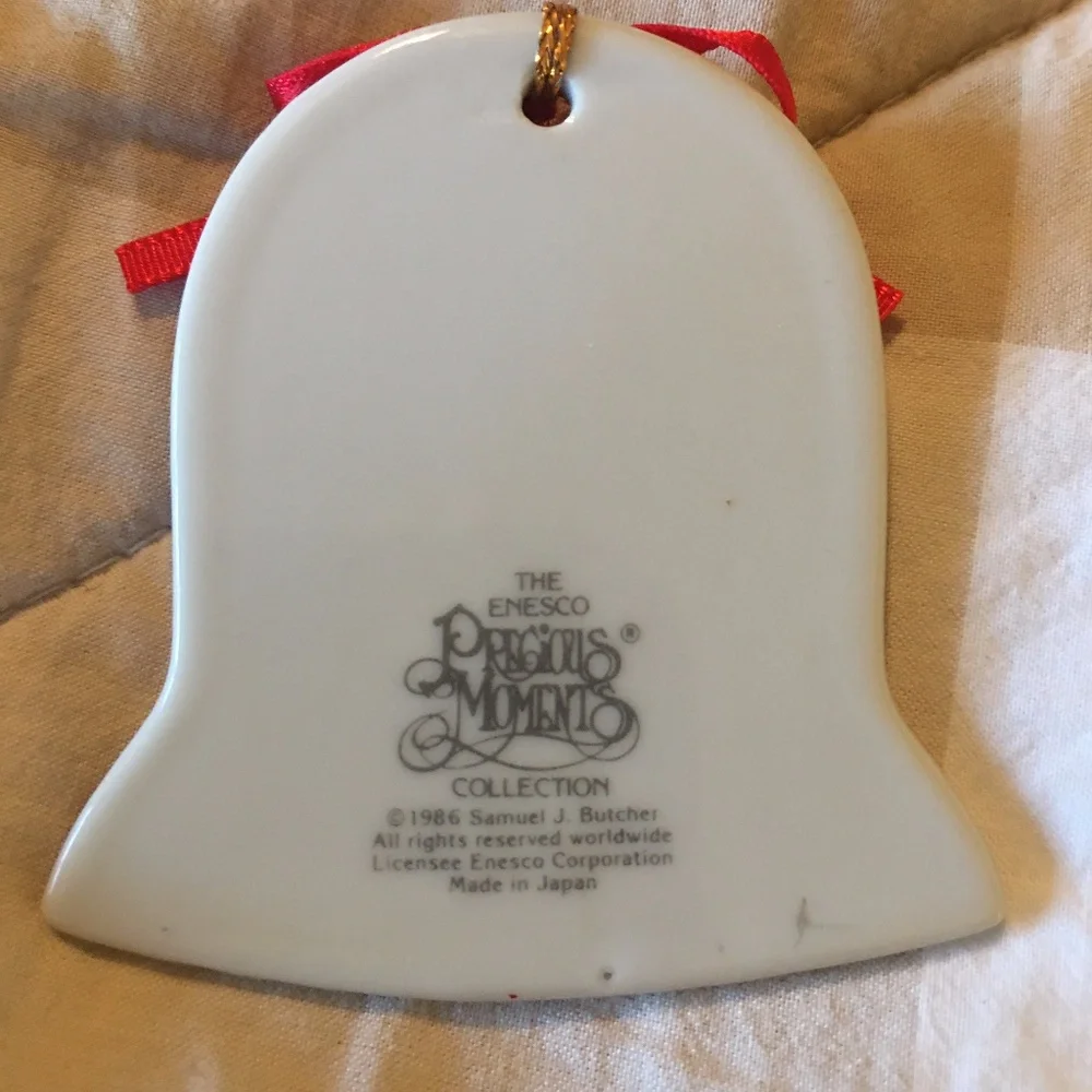 Vintage 1986 Precious Moments Ornament 